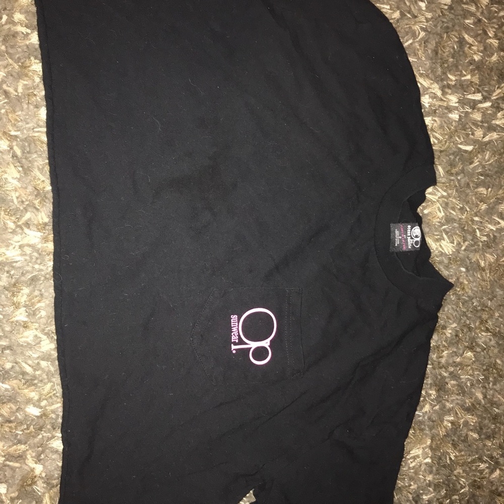 Cropped shirt